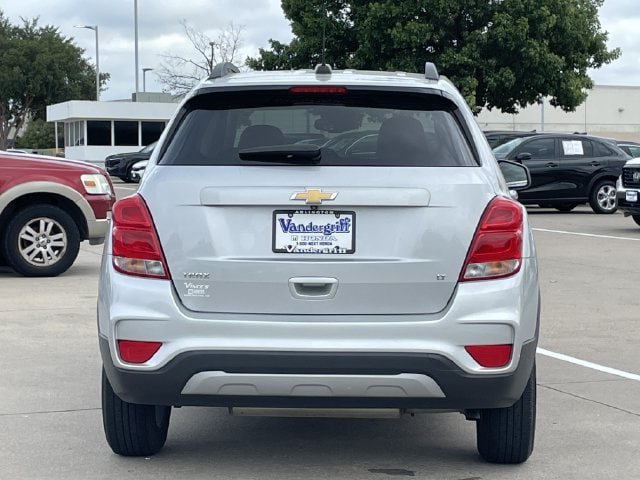 Used 2019 Chevrolet Trax LT w/ LT Convenience Package FWD image 5