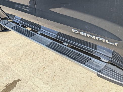 Used 2021 GMC Sierra 1500 Denali image 16