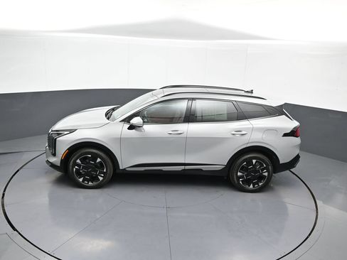 Certified 2026 Kia Sportage SX AWD/4WD image 42
