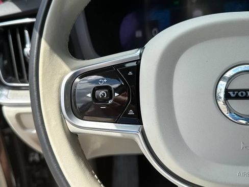 Certified 2023 Volvo S60 B5 Plus w/ Climate Package AWD/4WD image 12