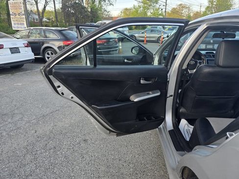 Used 2012 Toyota Camry SE image 34