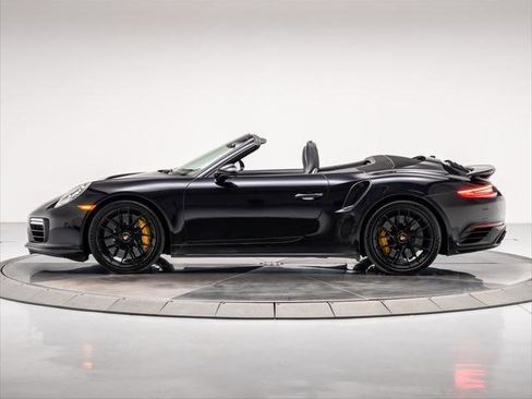 Used 2019 Porsche 911 Turbo S image 3