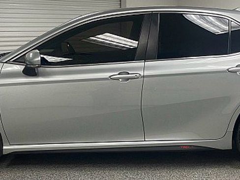 Used 2022 Toyota Camry SE image 8