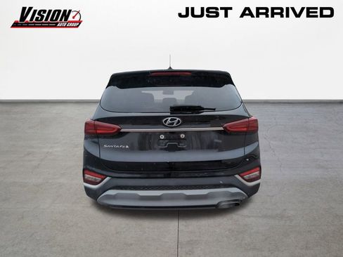 Used 2020 Hyundai Santa Fe SE image 6