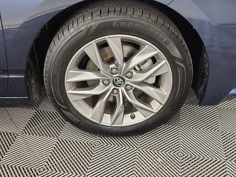 Certified 2019 Toyota Avalon XLE image 27