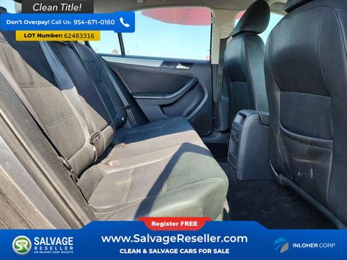 Used 2012 Volkswagen Jetta TDI FWD image 13