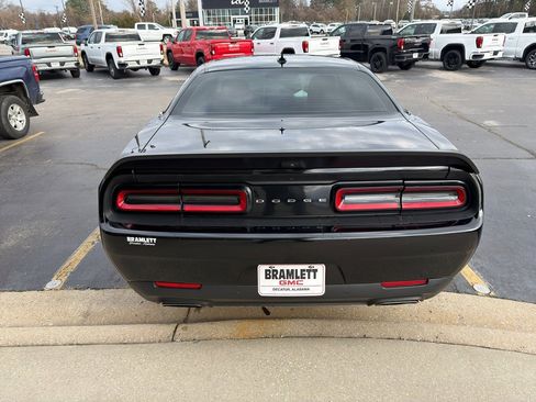 Used 2022 Dodge Challenger R/T Scat Pack w/ Plus Package image 6