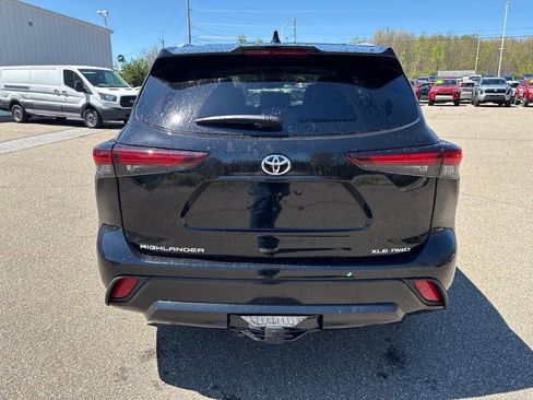 Used 2026 Toyota Highlander XLE AWD/4WD image 6