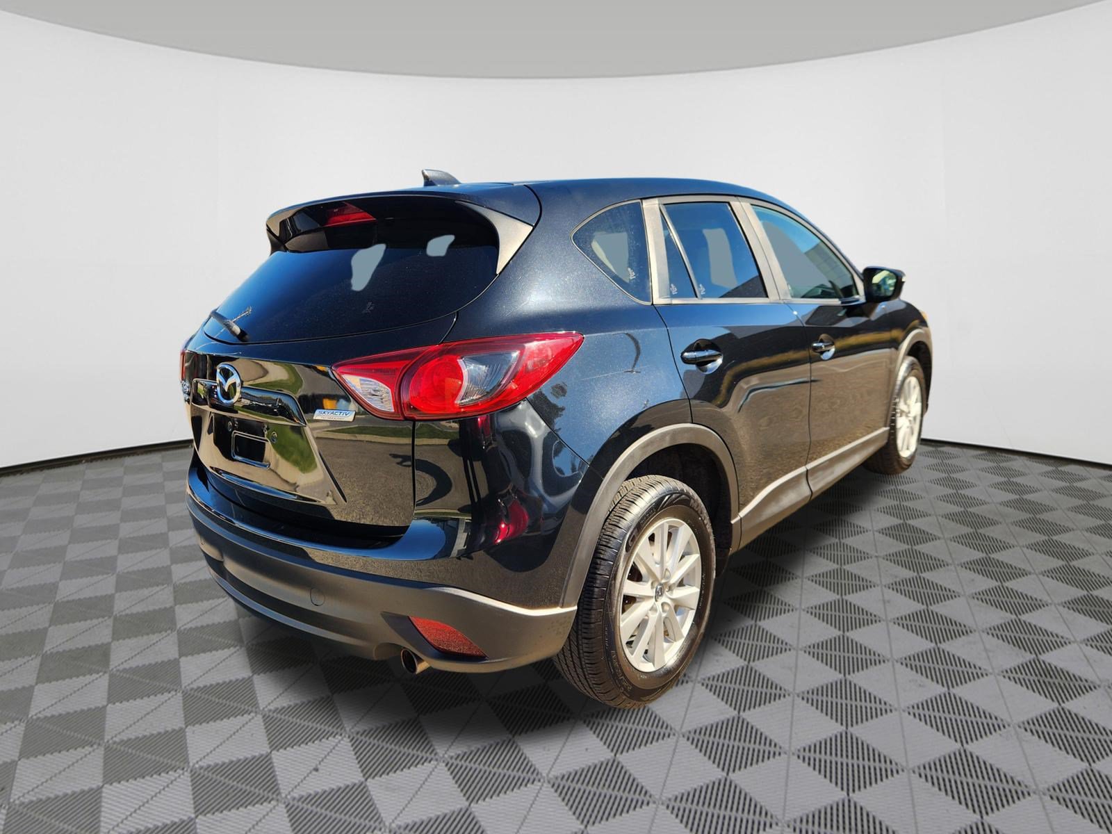 Used 2015 MAZDA CX-5 Touring w/ Bose/Moonroof Package AWD/4WD image 4