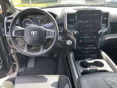 Used 2025 RAM 1500 Laramie AWD/4WD image 13