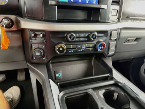 Used 2023 Ford F350 XLT w/ FX4 Off-Road Package AWD/4WD image 19