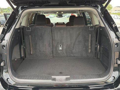 Certified 2024 Toyota Highlander LE AWD/4WD image 33