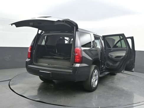 New 2025 Porsche Macan image 7