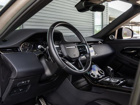 Used 2023 Land Rover Range Rover Evoque R-Dynamic S AWD/4WD image 22