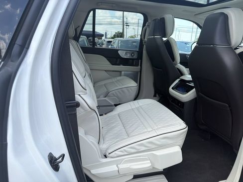 Certified 2024 Lincoln Navigator L Black Label AWD/4WD image 22