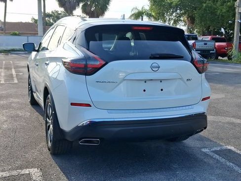 Used 2024 Nissan Murano SV FWD image 3