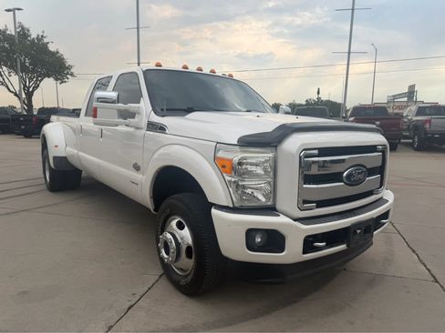 Used 2015 Ford F350 King Ranch w/ FX4 Off-Road Package AWD/4WD image 5