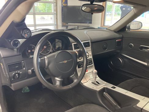 Used 2005 Chrysler Crossfire SRT-6 RWD image 10