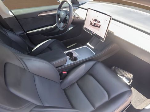 Used 2023 Tesla Model 3 Performance AWD/4WD image 25