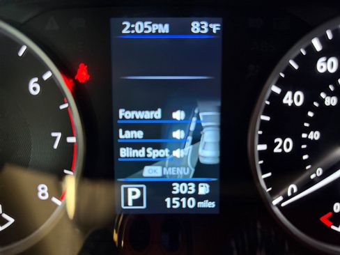 Used 2025 Nissan Sentra S FWD image 31