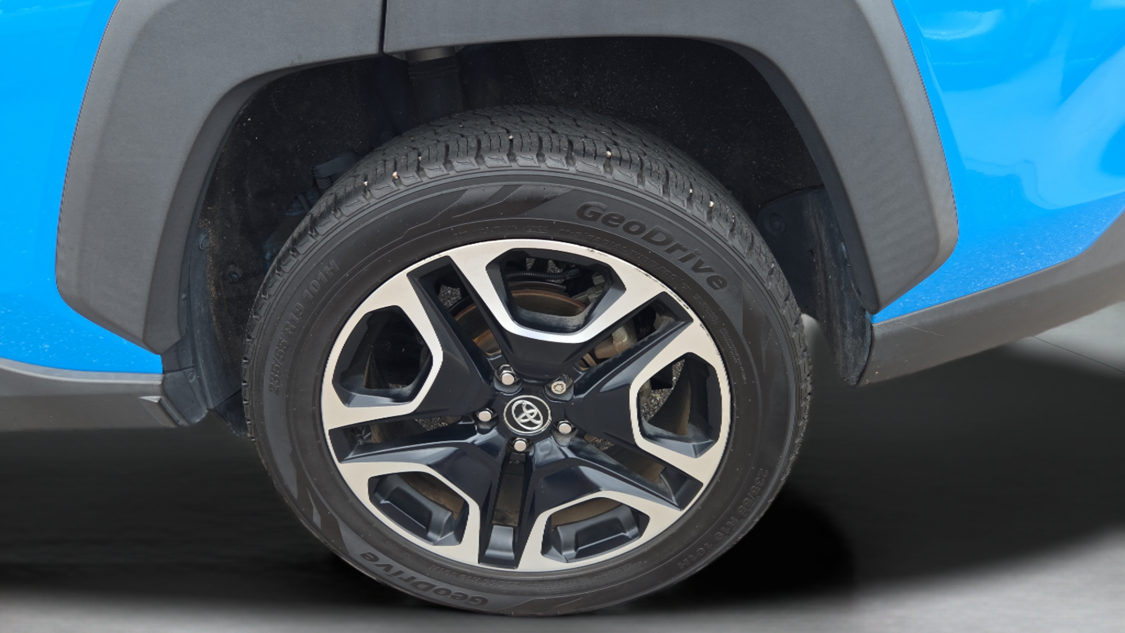 Used 2020 Toyota RAV4 Adventure AWD/4WD image 32