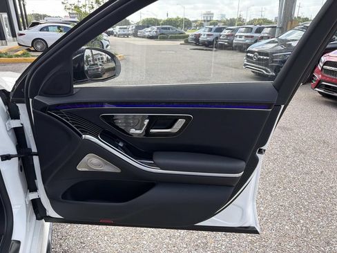 Used 2022 Mercedes-Benz S 580 4MATIC Sedan image 14