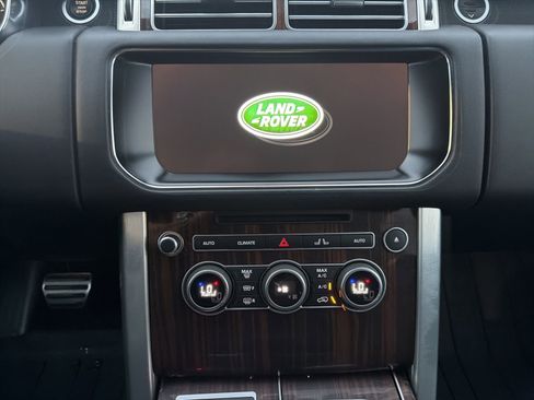Used 2017 Land Rover Range Rover Supercharged image 10