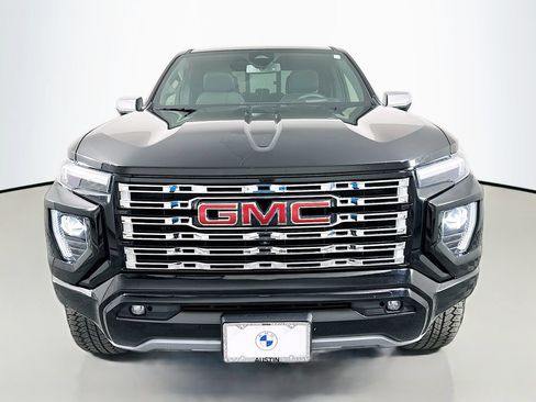 Used 2025 GMC Canyon Denali AWD/4WD image 2