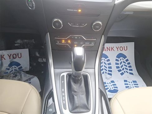 Used 2018 Ford Edge SEL w/ Equipment Group 201A image 26