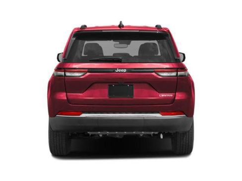 Used 2022 Jeep Grand Cherokee Limited AWD/4WD image 40