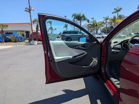 Used 2022 Chevrolet Malibu LT w/ Leather Package FWD image 13