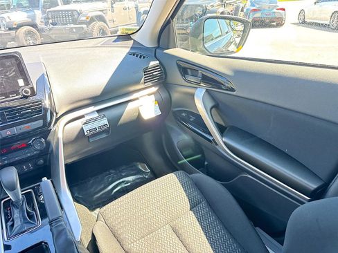 New 2025 Mitsubishi Eclipse Cross LE image 22