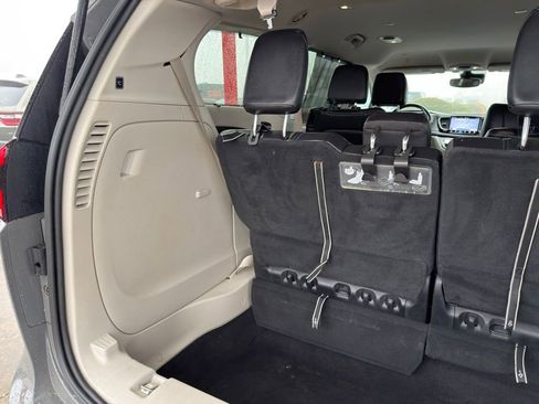 Used 2021 Chrysler Pacifica Touring-L image 37