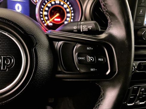 Used 2018 Jeep Wrangler Unlimited Sport S image 18