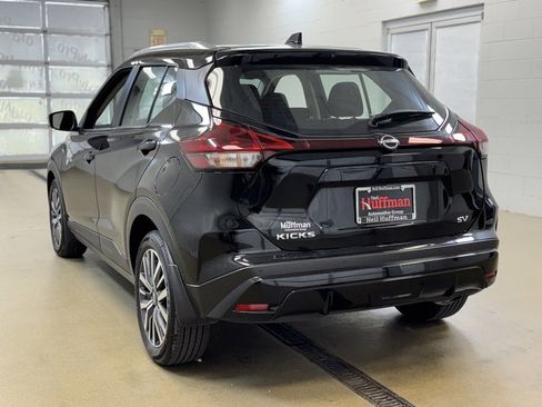 Used 2024 Nissan Kicks SV image 7