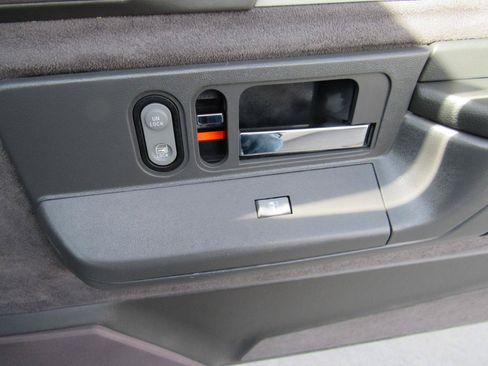 Used 1993 Chevrolet Silverado 3500 2WD Crew Cab image 66