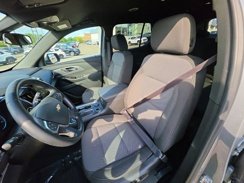 Used 2023 Chevrolet Traverse LT w/ LPO, Floor Liner Package AWD/4WD image 23