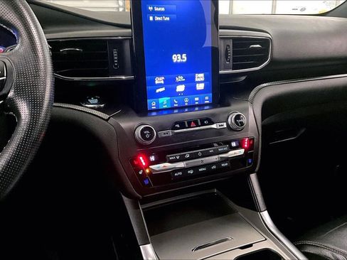 Used 2020 Ford Explorer ST w/ Premium Technology Package image 7