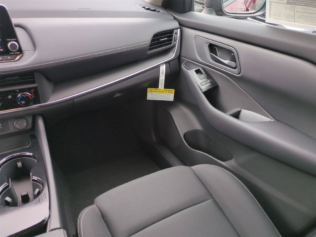 New 2026 Nissan Rogue S FWD image 10
