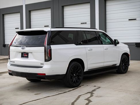 Used 2021 Cadillac Escalade ESV Sport w/ Driver Assist Tech Package image 9