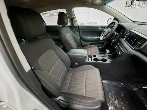 Used 2020 Kia Sportage LX image 26