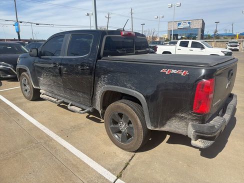 Used 2016 Chevrolet Colorado LT w/ Midnight Edition image 2