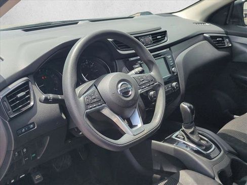 Used 2020 Nissan Rogue Sport S FWD image 10
