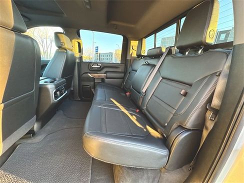 Used 2022 GMC Sierra 2500 Denali w/ Denali Ultimate Package image 26
