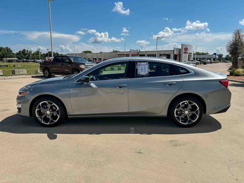 Used 2024 Chevrolet Malibu LT FWD image 18
