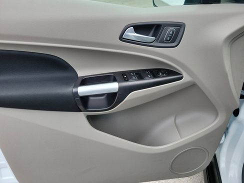 Used 2023 Ford Transit Connect XLT FWD image 24