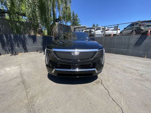 Certified 2026 Cadillac Escalade IQ Luxury 1 AWD/4WD image 9