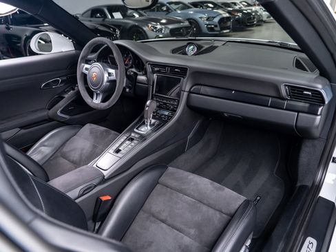 Used 2016 Porsche 911 Carrera 4 GTS AWD/4WD image 69