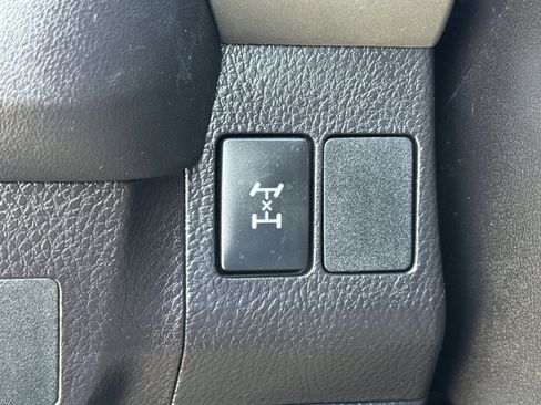 Used 2017 Toyota RAV4 LE w/ All Weather Liner Package AWD/4WD image 37