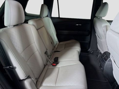 Used 2021 Honda Passport Touring image 32